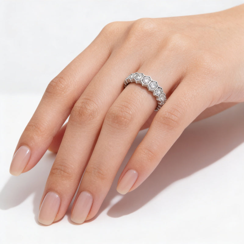 Bague Zircon Cubique Blanc – Design Géométrique Moderne