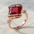 Bague Kinel Zircon Rouge Carré Femme – Or Rose 585