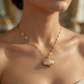Collier Coquillage Perle Doré – Cadeau Fête des Mères
