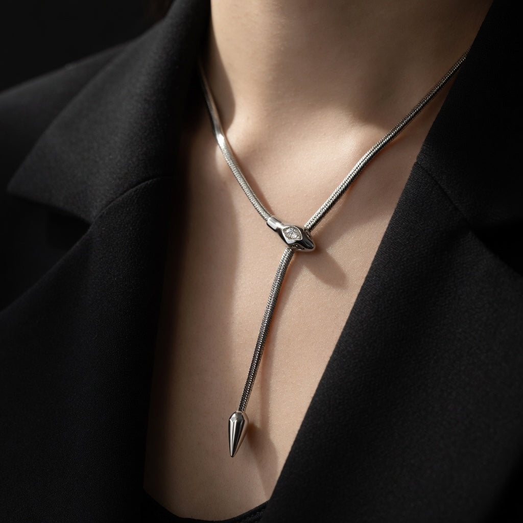 Collier Serpent Acier Inoxydable avec Zircon Brillant