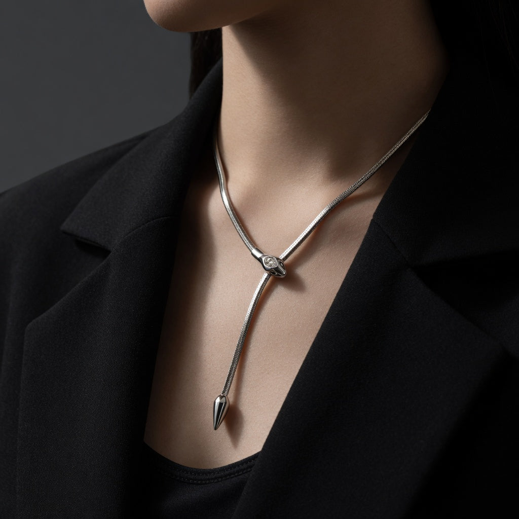 Collier Serpent Acier Inoxydable avec Zircon Brillant